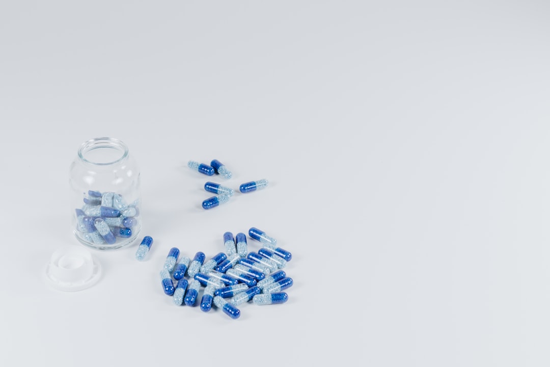 Cara Minum Antibiotik yang Benar dan Bahaya Resistensi Antibiotik